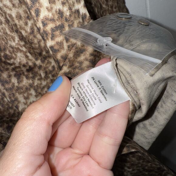 Talbots Women’s Animal Print 3/4 Sleeve Shirt Button Front Brown Size 20W NWT - Picture 5 of 5